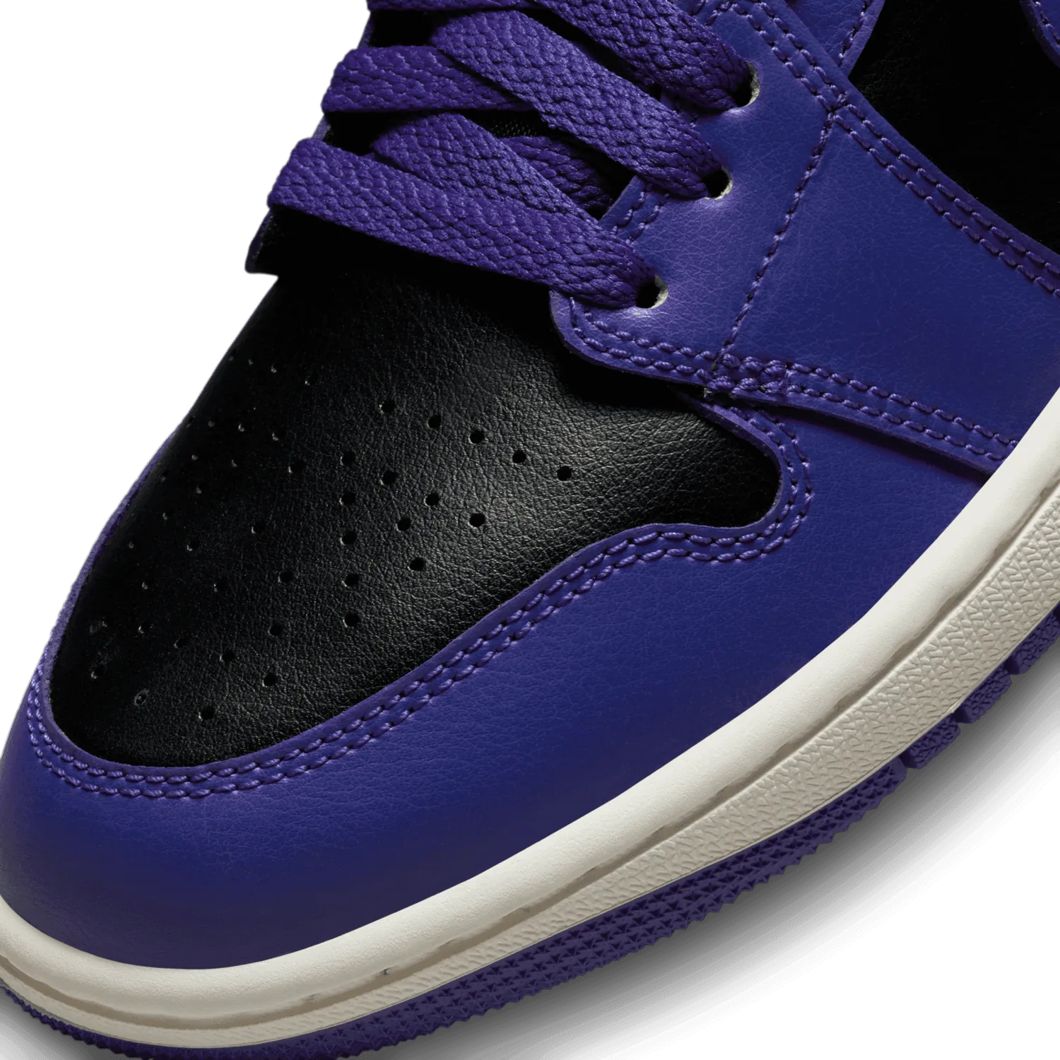 Air Jordan 1 Mid Black Concord (W) image 6
