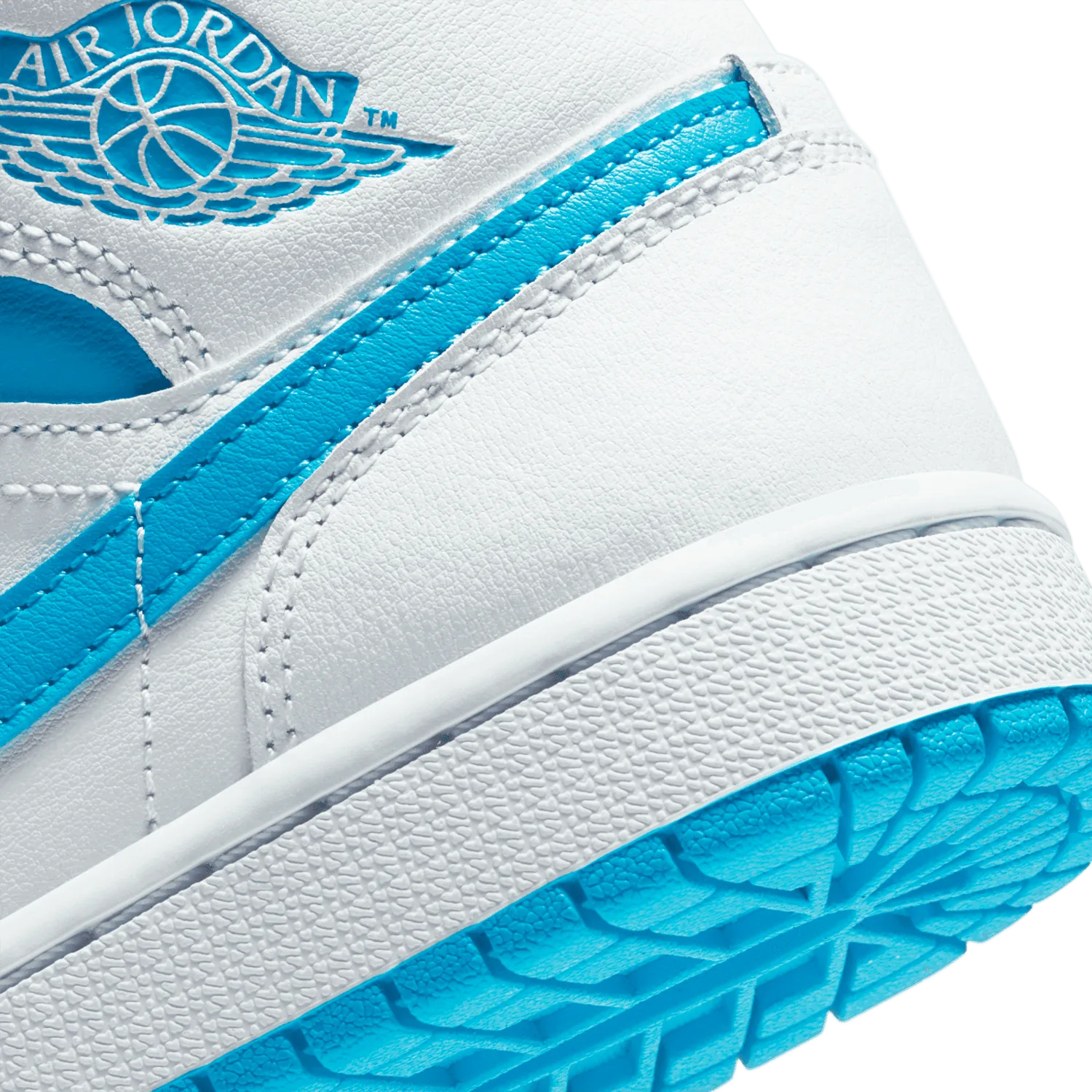 Jordan 1 Mid UNC (W) (2020) image 7