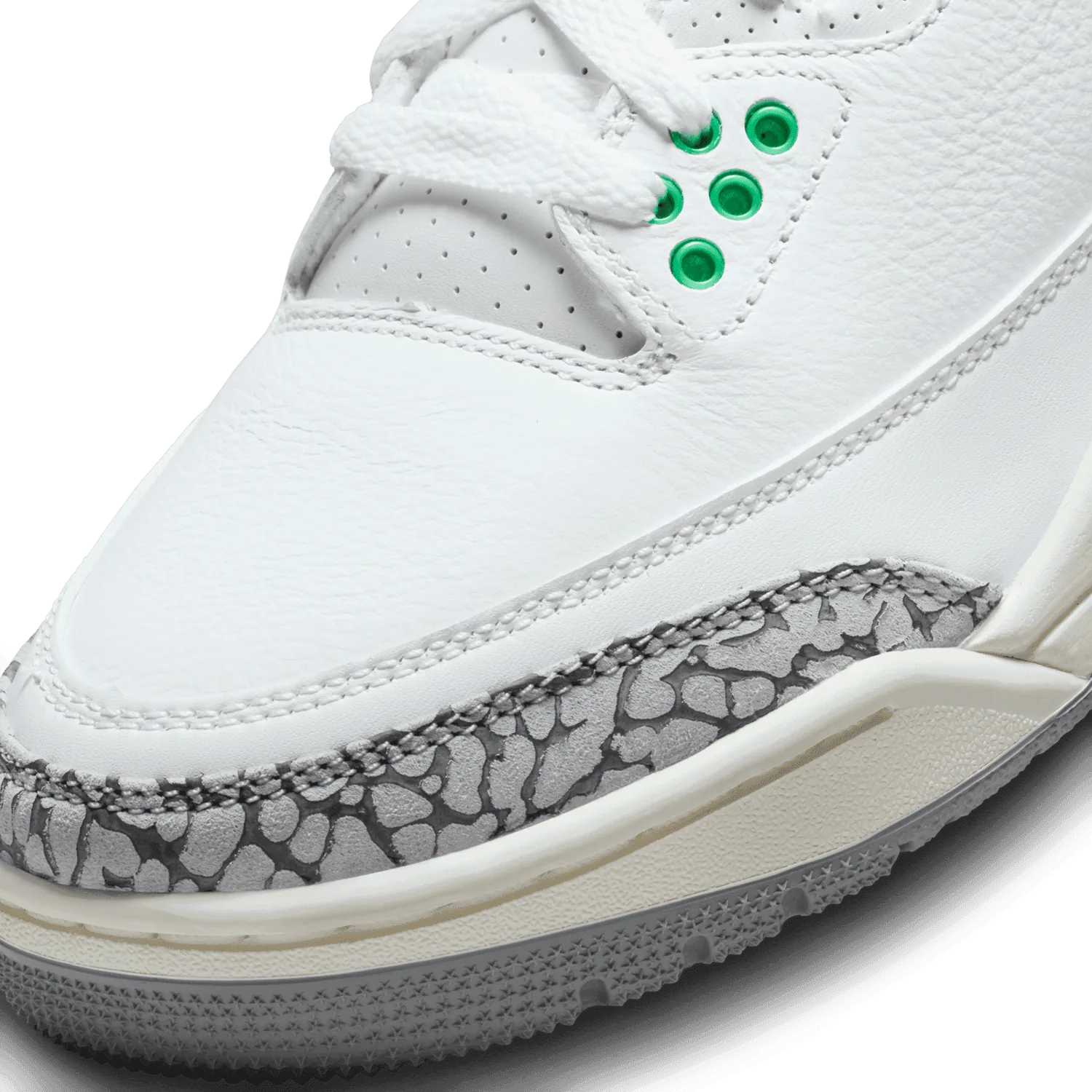 Air Jordan 3 Retro Lucky Green (W) image 6