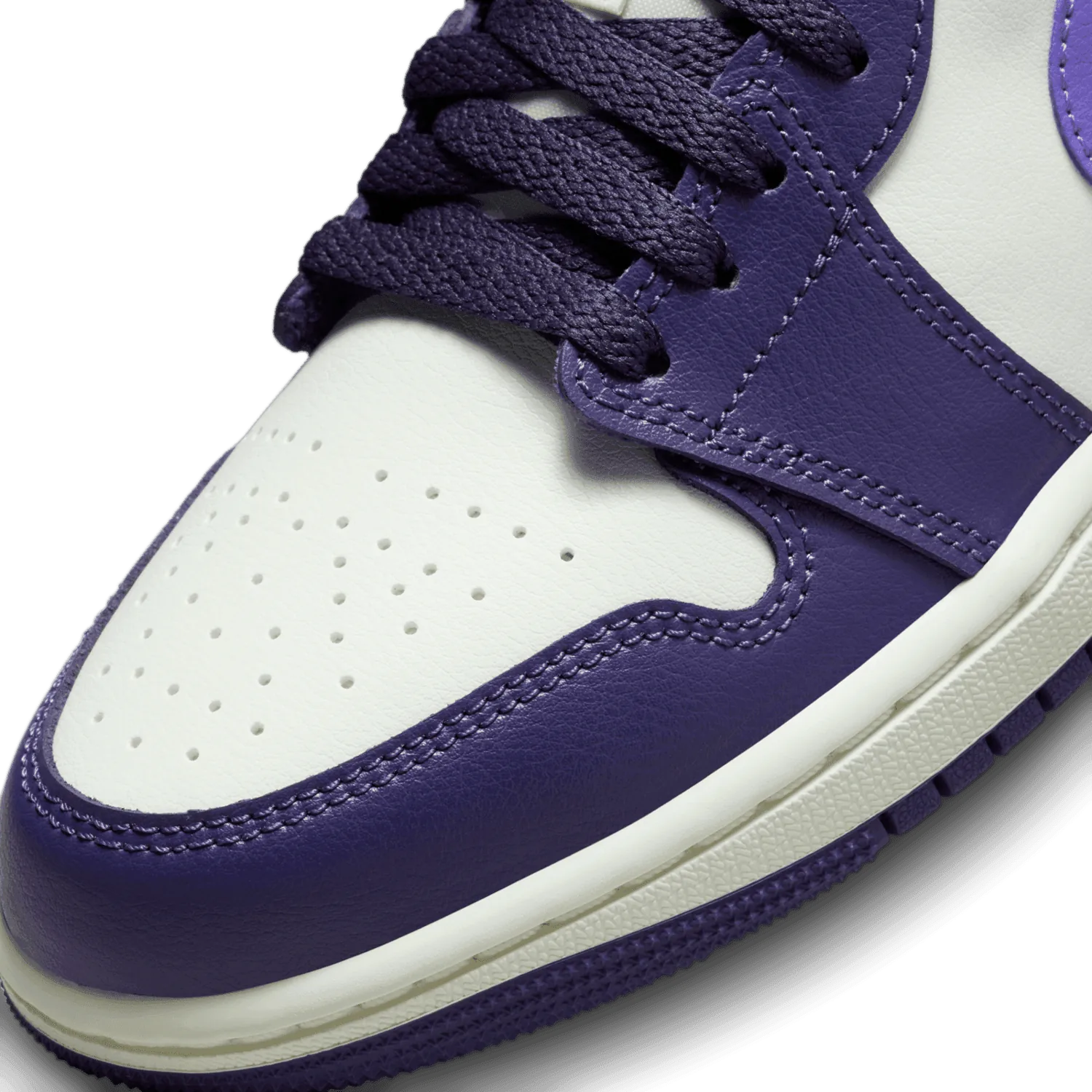 Air Jordan 1 Low Sky J Purple Action Grape (W) image 6