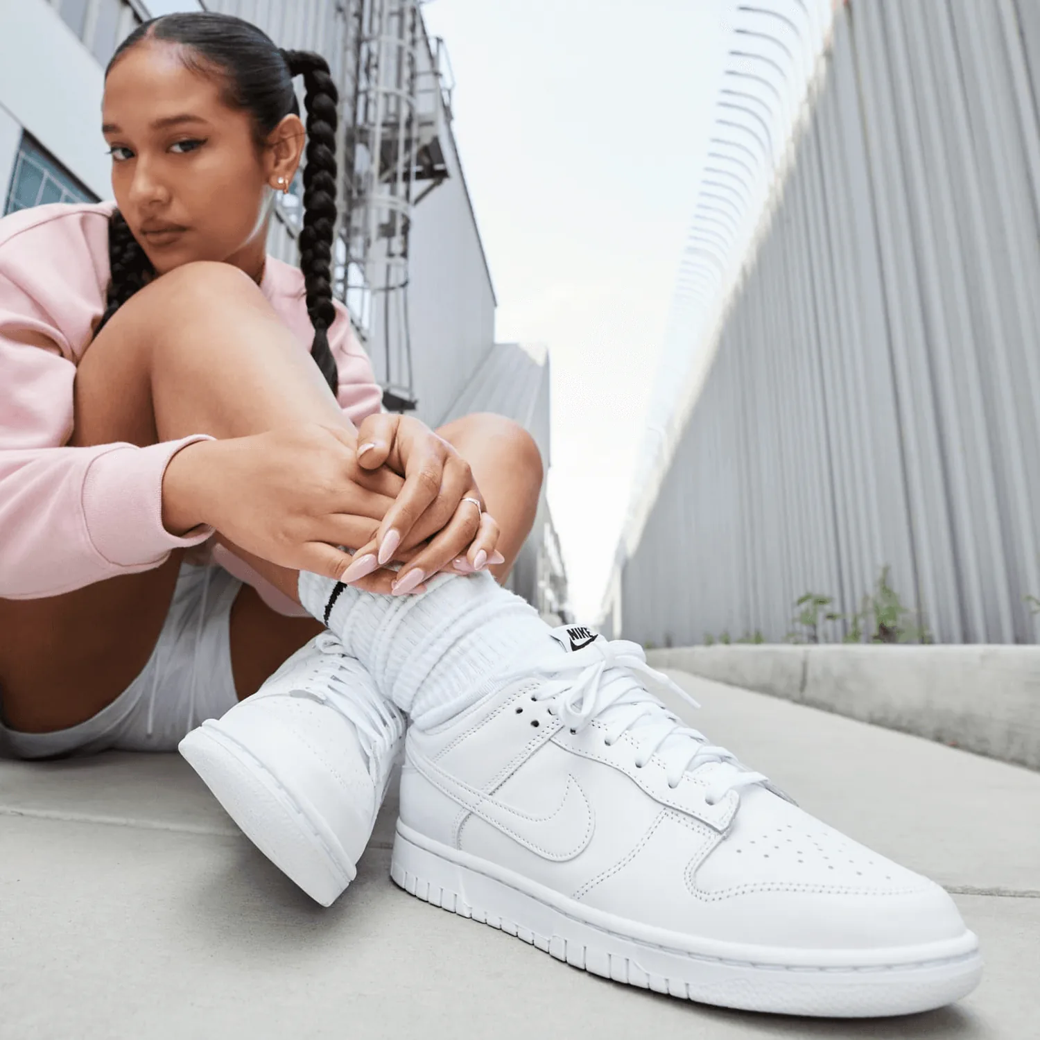 Nike Dunk Low Triple White (W) image 2