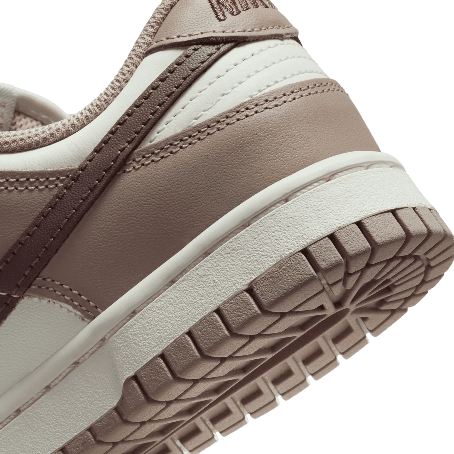 Nike Dunk Low Diffused Taupe (W) image 7