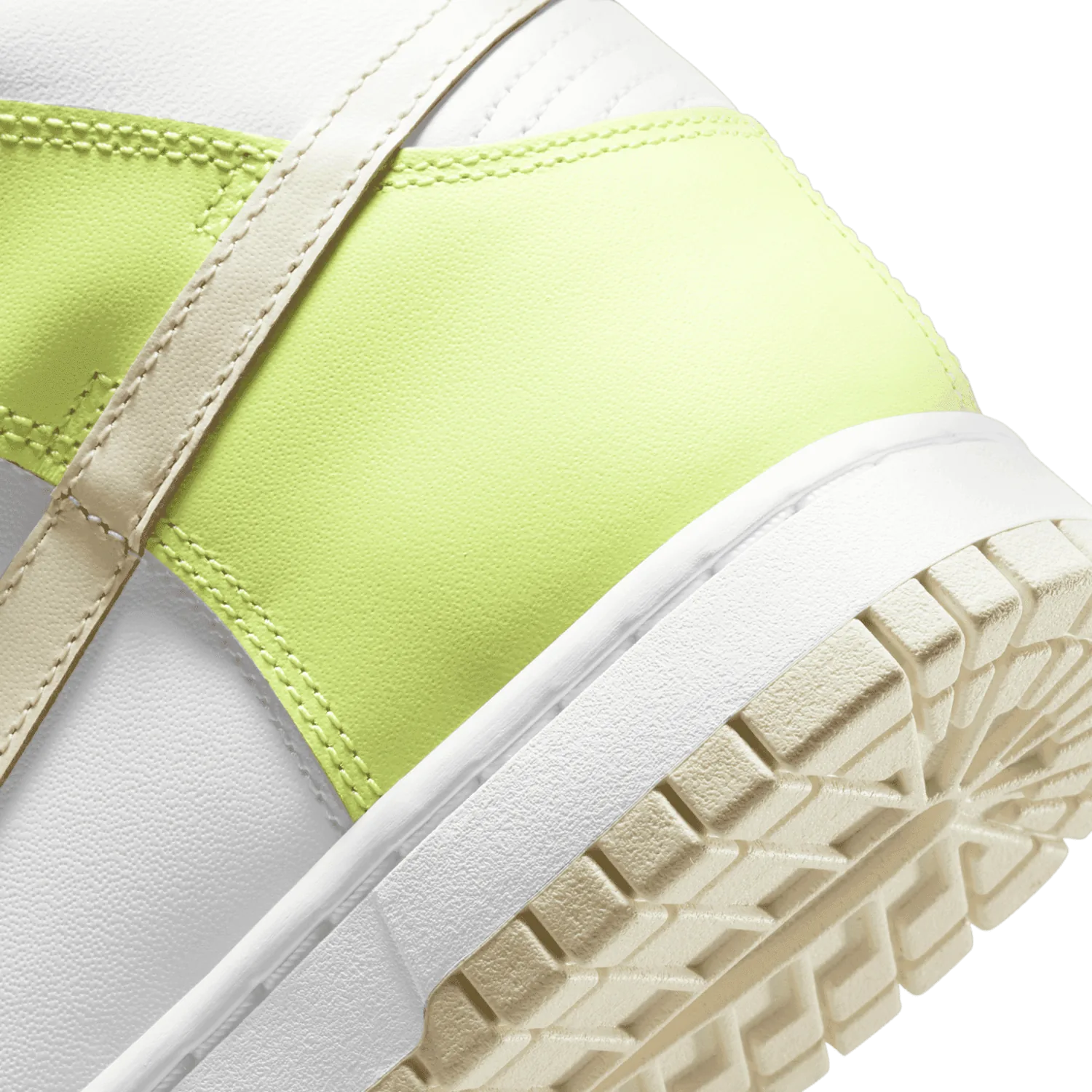 Nike Dunk High Lemon Twist (W) image 7