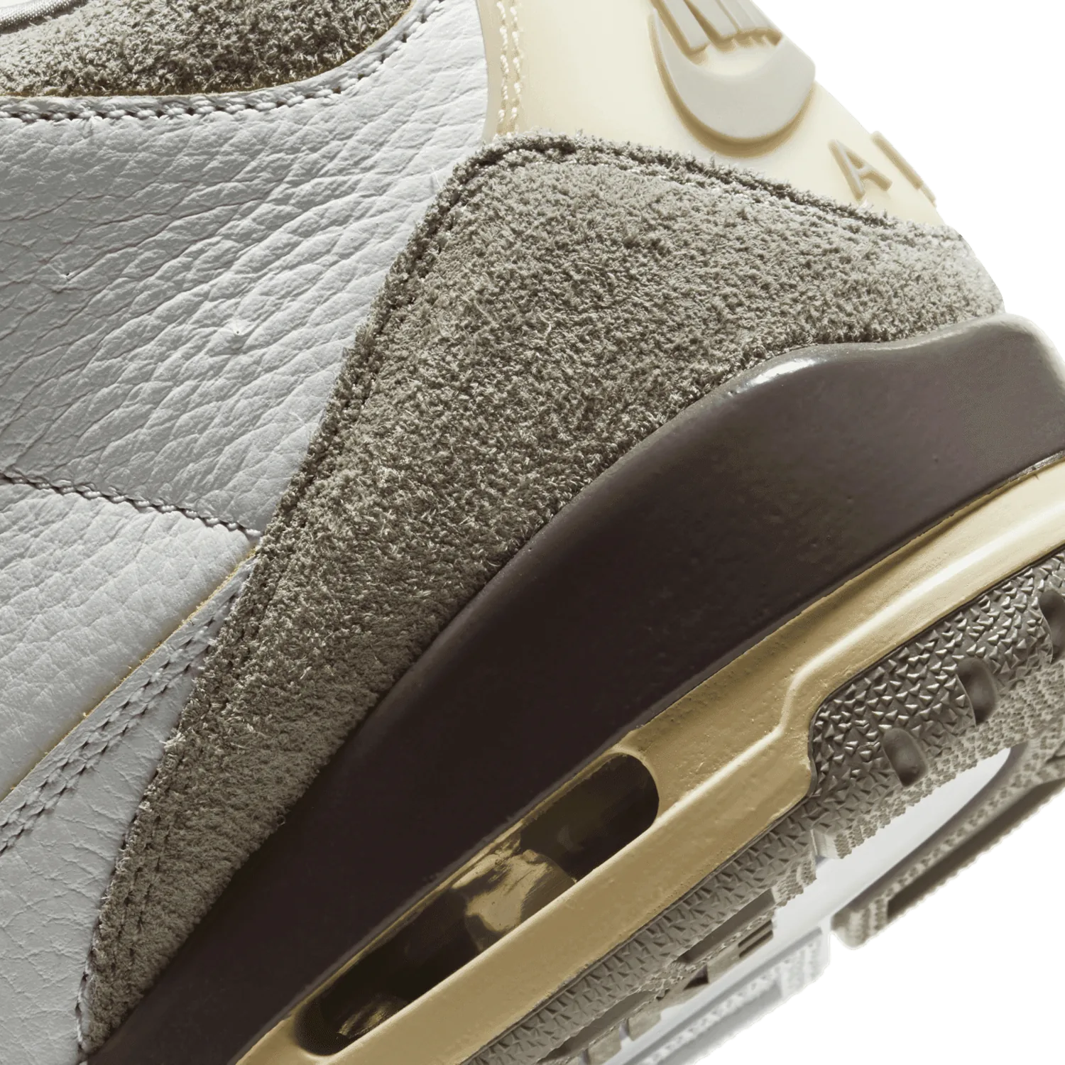 Jordan 3 Retro A Ma Maniere (W) image 12
