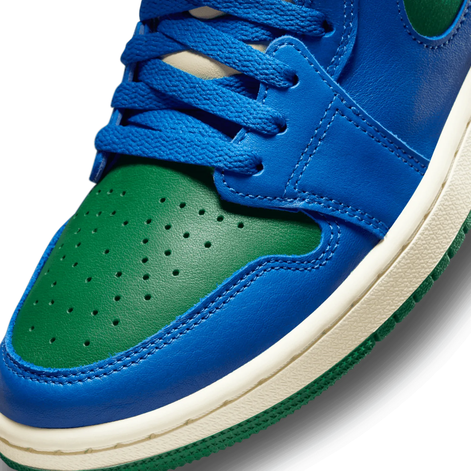 Jordan 1 High Zoom CMFT Aleali May (W) image 10