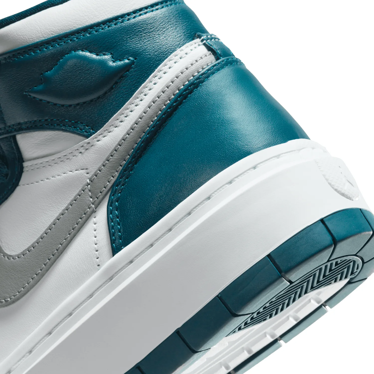 Air Jordan 1 Elevate High Sky J French Blue (W) image 9