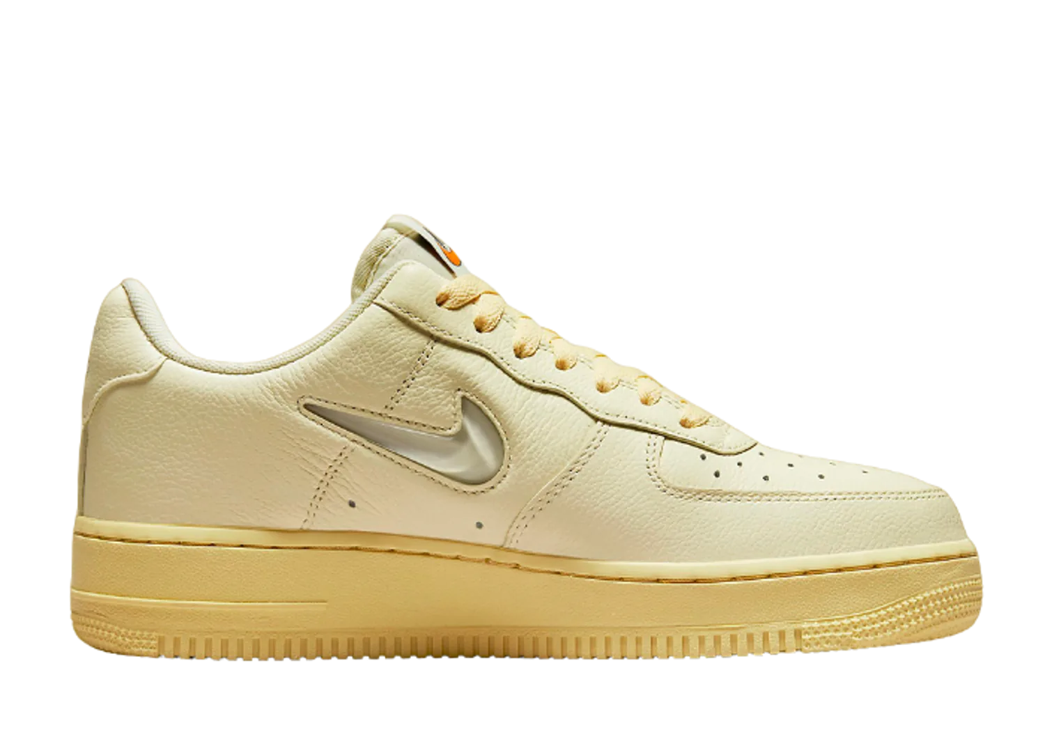 Nike Air Force 1 Low Coconut Milk (W)