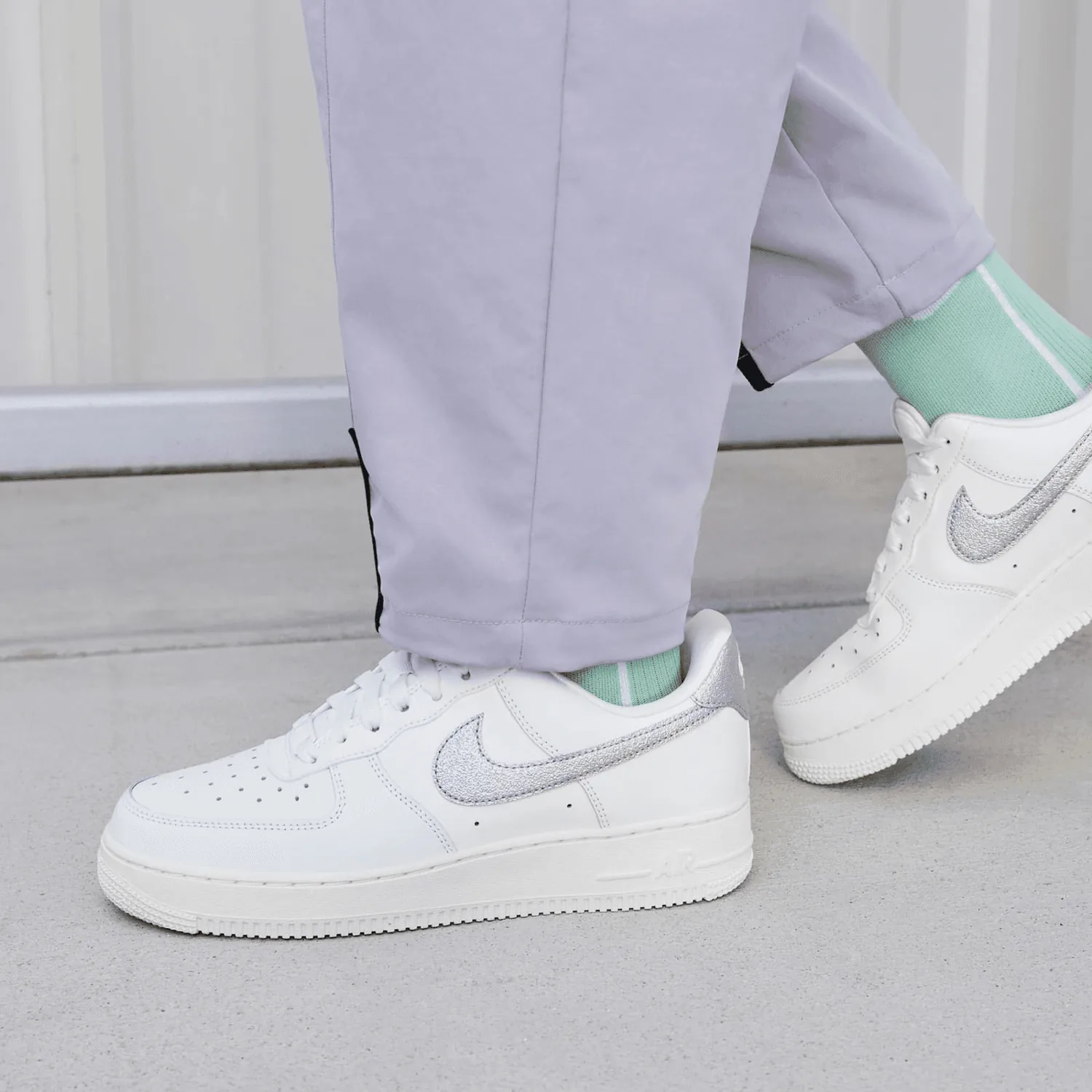 Nike Air Force 1 Low Summit White Metallic Silver (W) image 9
