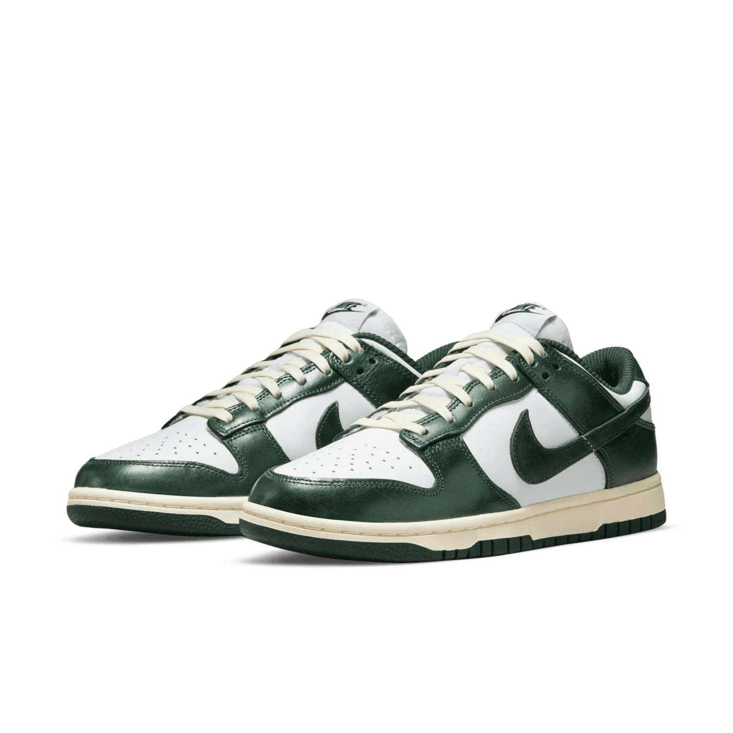 Nike Dunk Low Vintage Green (W) image 3