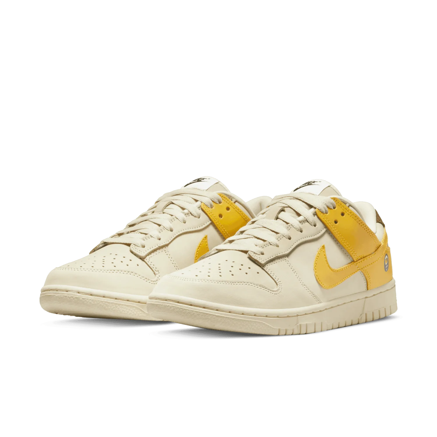 Nike Dunk Low Banana (W) image 4