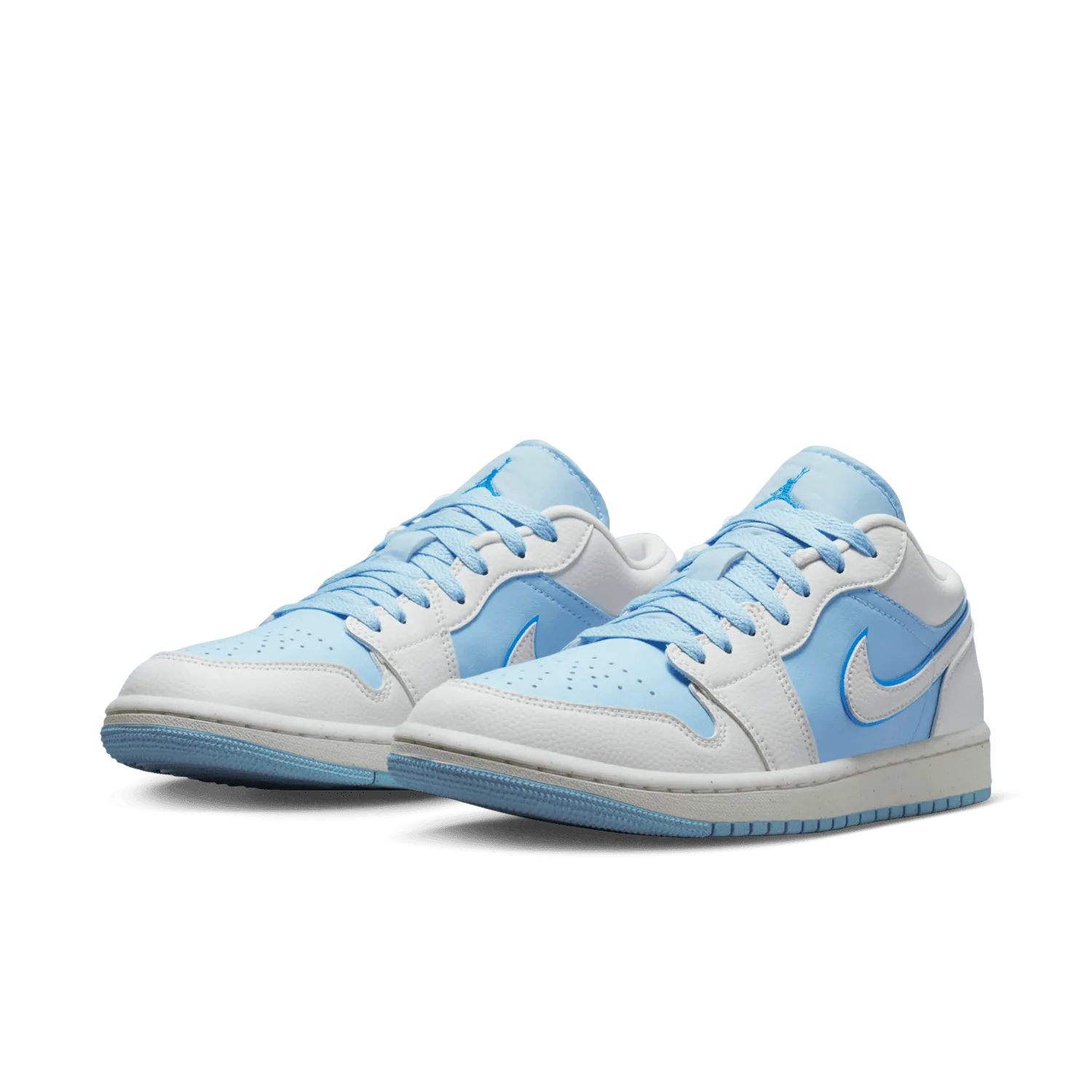 Air Jordan 1 Low SE Reverse Ice Blue (W) image 4