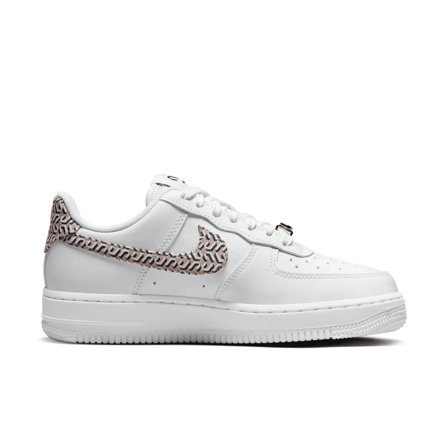 Nike Air Force 1 Low United in Victory White (W) image 3