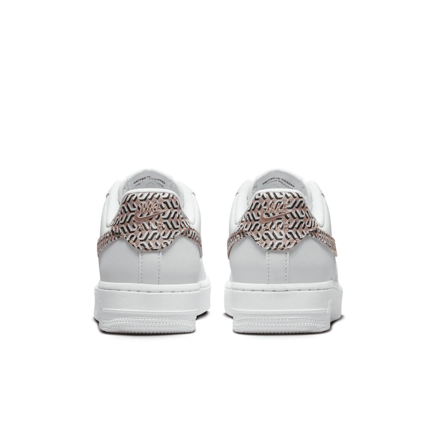 Nike Air Force 1 Low United in Victory White (W) image 5