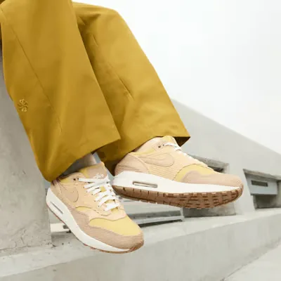 Nike Air Max 1 '87 Cordairoy (W)