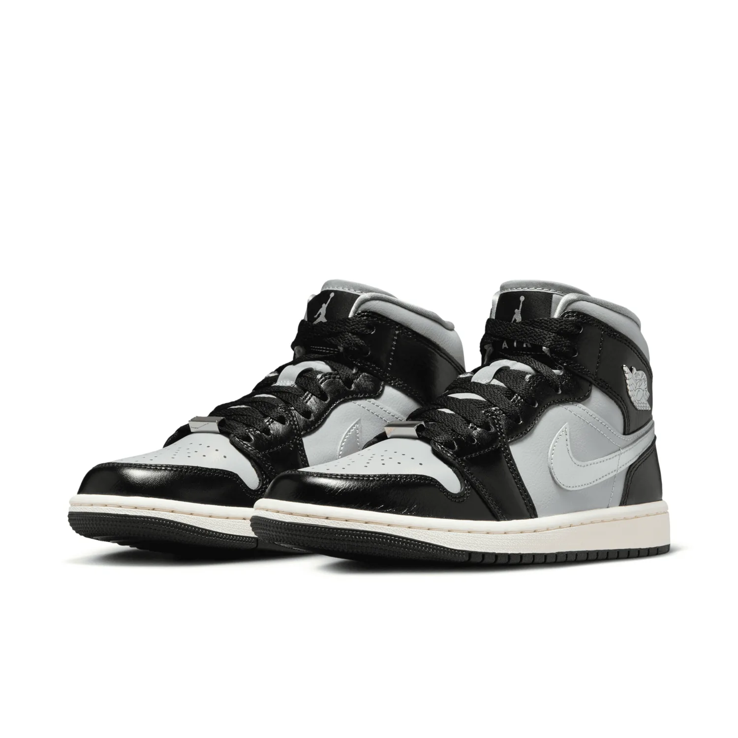 Air Jordan 1 Mid SE Black Chrome (W) image 4