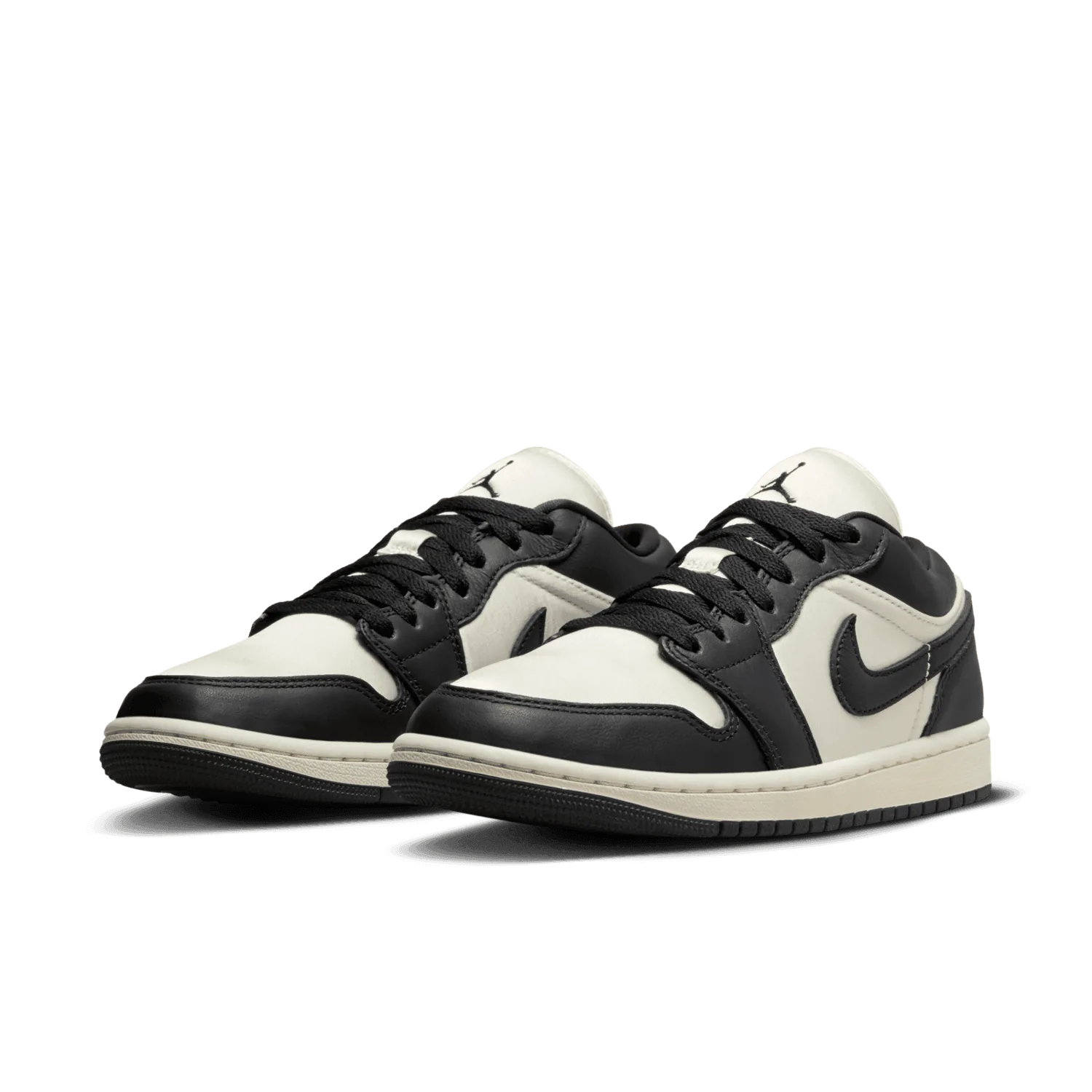 Air Jordan 1 Low SE Vintage Panda (W) image 4