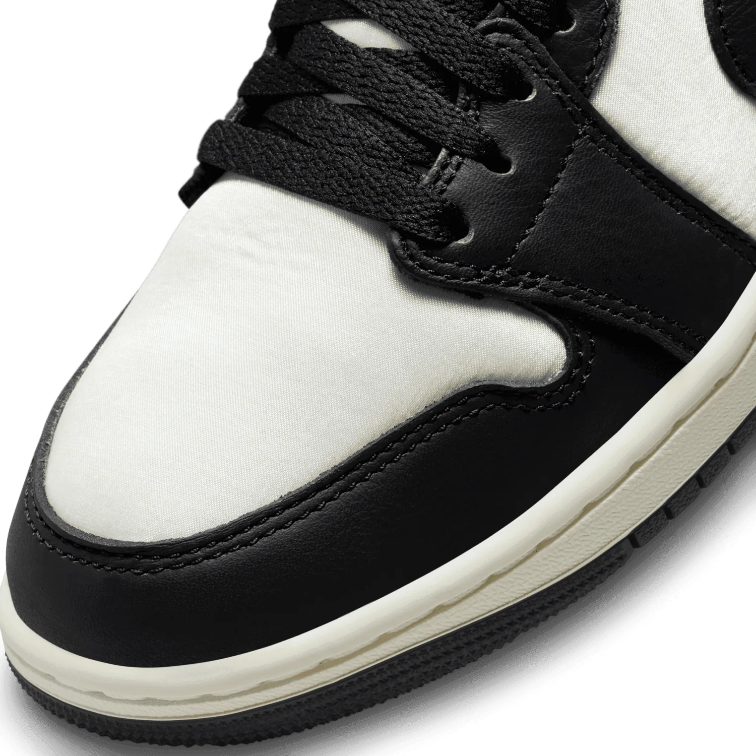 Air Jordan 1 Low SE Vintage Panda (W) image 6