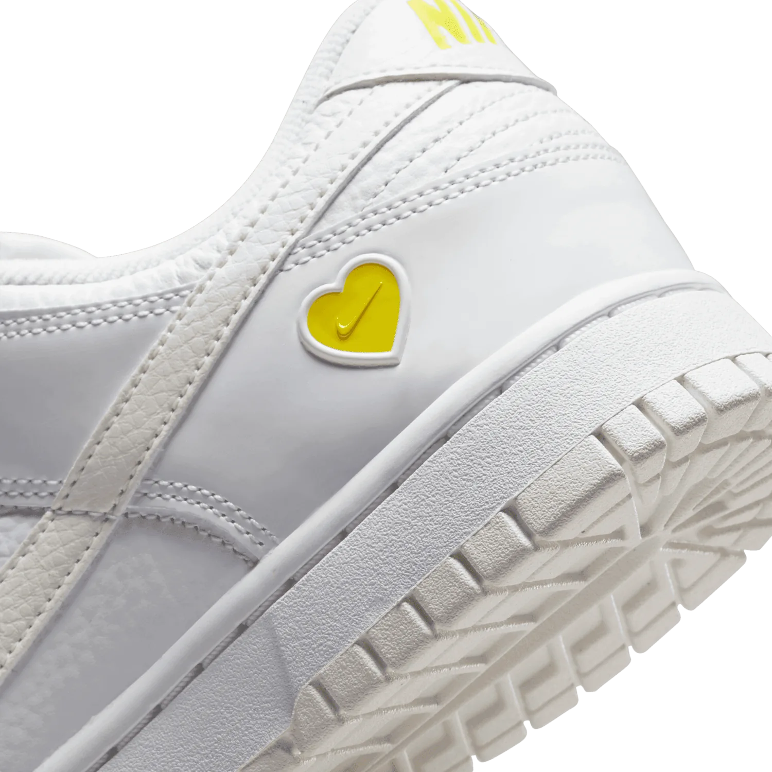 Nike Dunk Low Yellow Heart (W) image 7