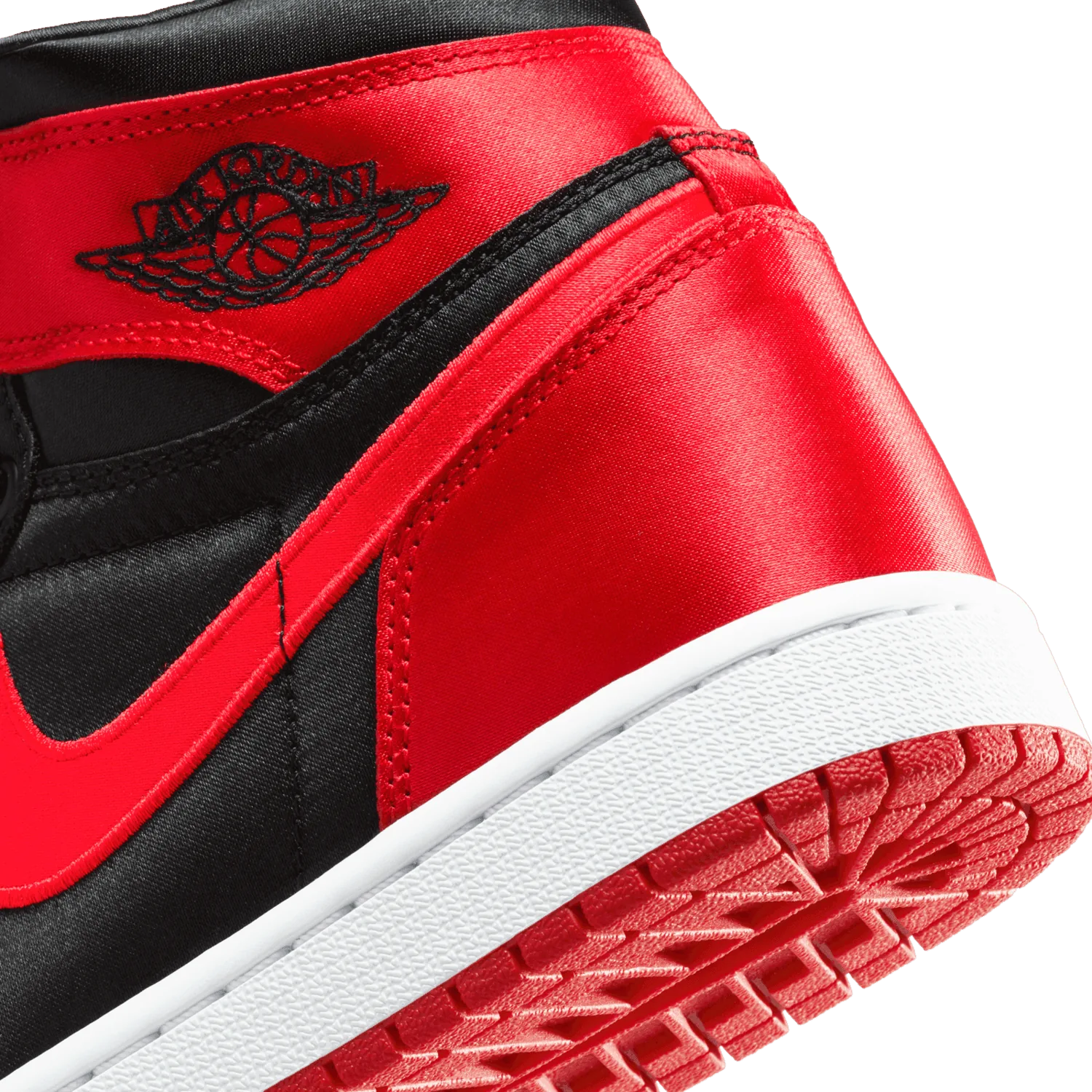 Air Jordan 1 Retro High OG Satin Bred (W) image 7