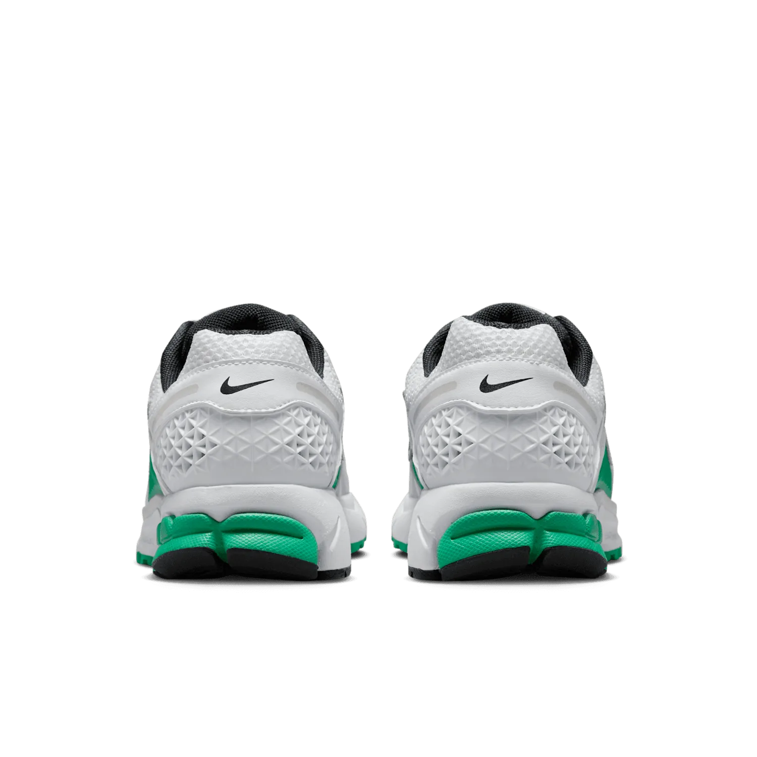 Nike Zoom Vomero 5 Celtics (W) image 3