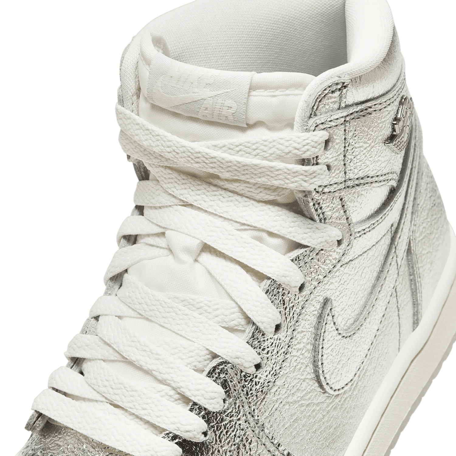 Air Jordan 1 Retro High OG Chrome (W) image 5