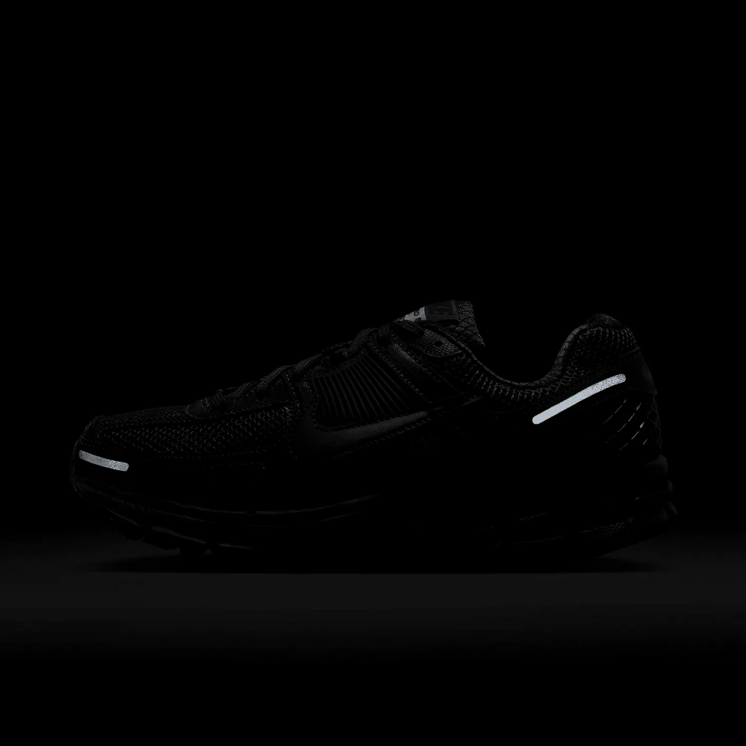 Nike Zoom Vomero 5 Triple Black (W) image 8