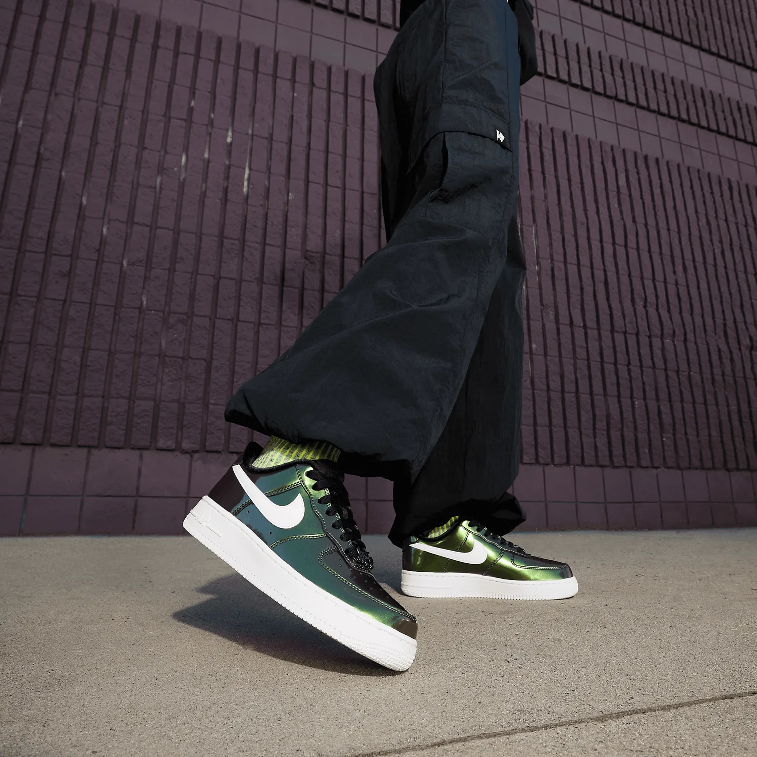 Nike Air Force 1 Low Just Do It Iridescent (W) image 2