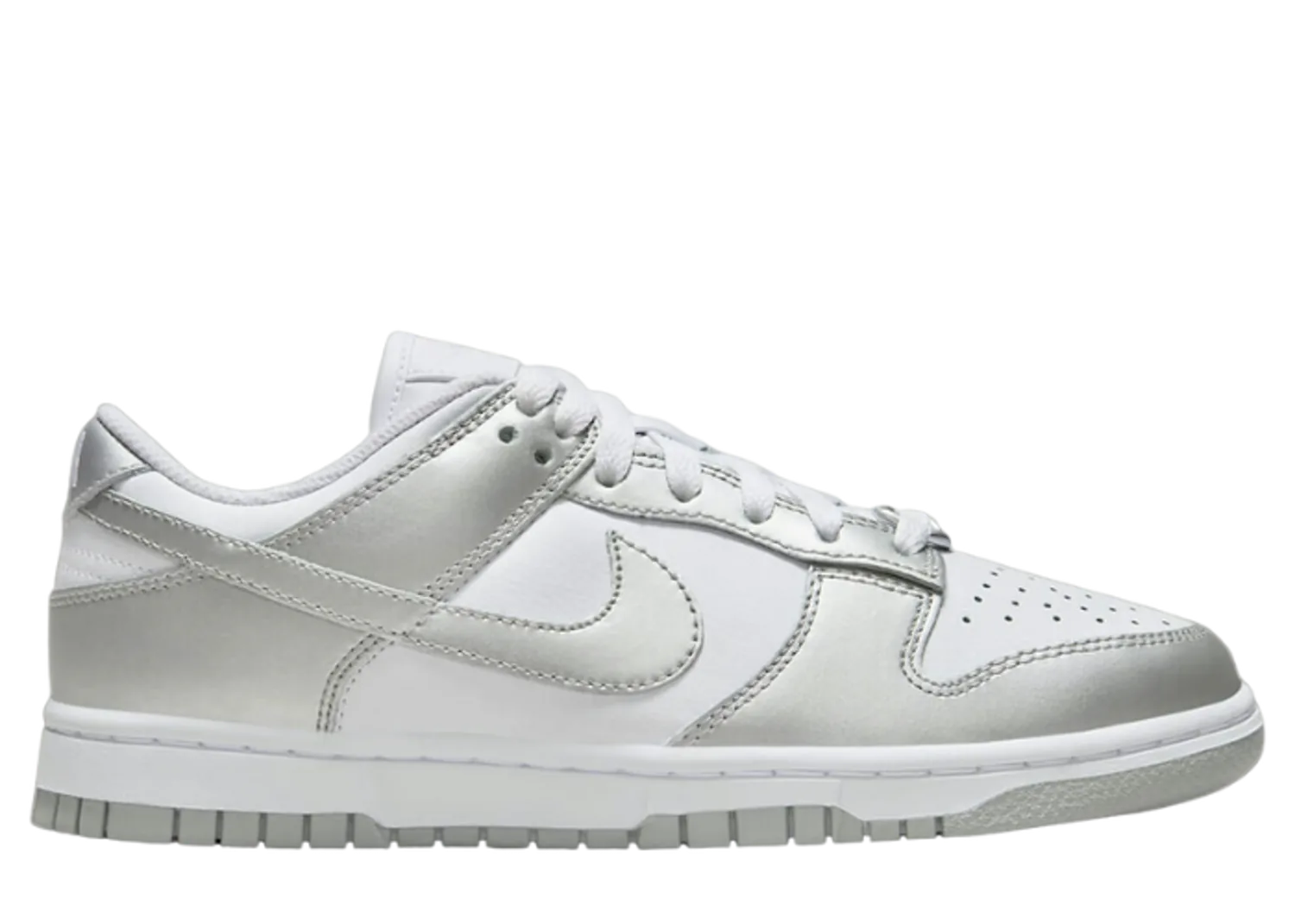 Nike Dunk Low Liquid Metal Silver (W)
