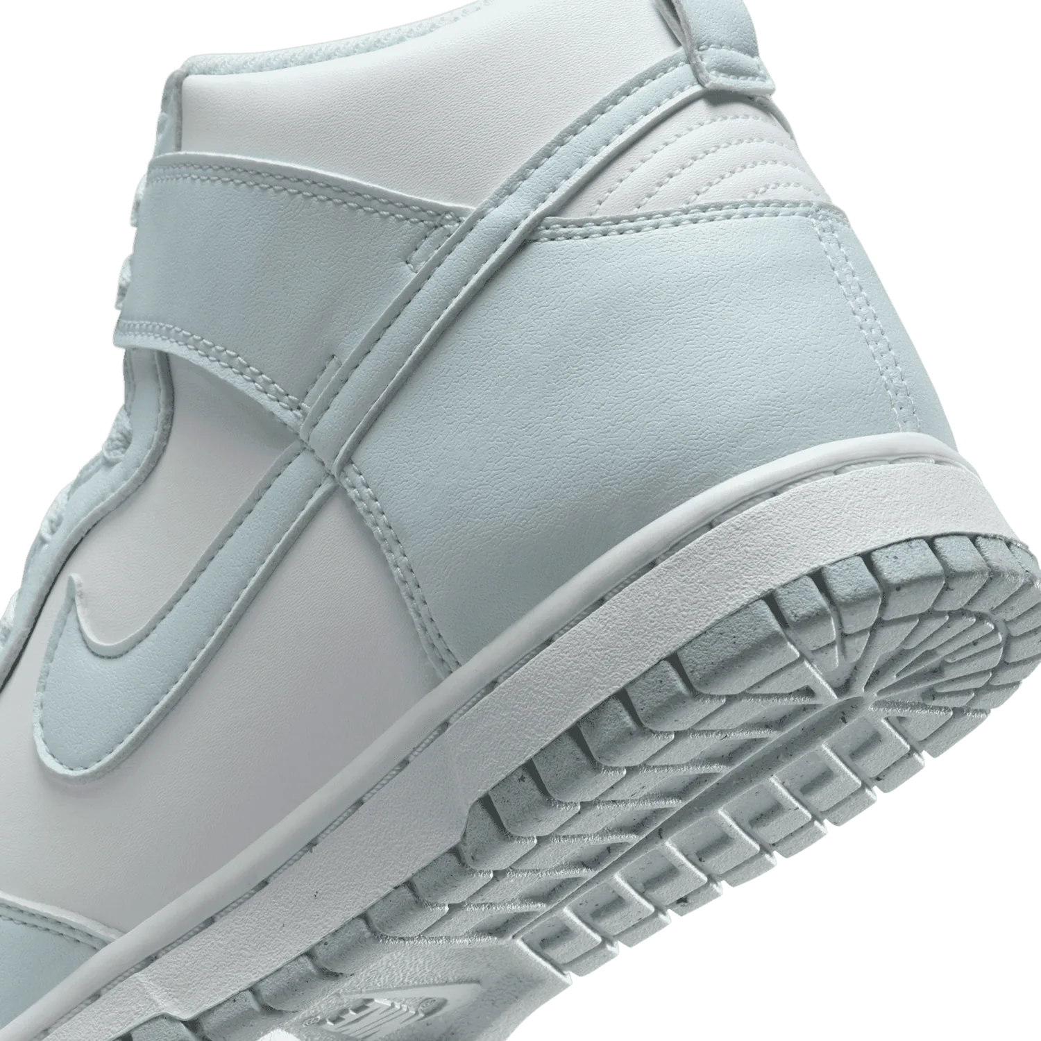 Nike Dunk High NN Glacier Ice (W) image 6