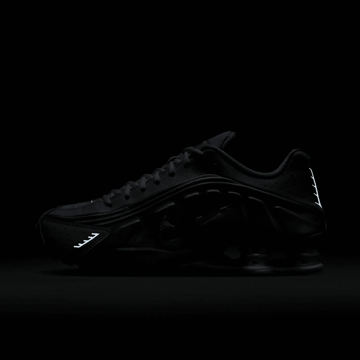 Nike Shox R4 Irrisential (W) image 2