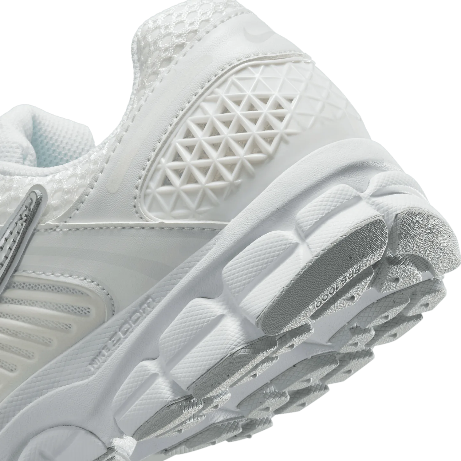 Nike Zoom Vomero 5 Chrome Toe (W) image 8