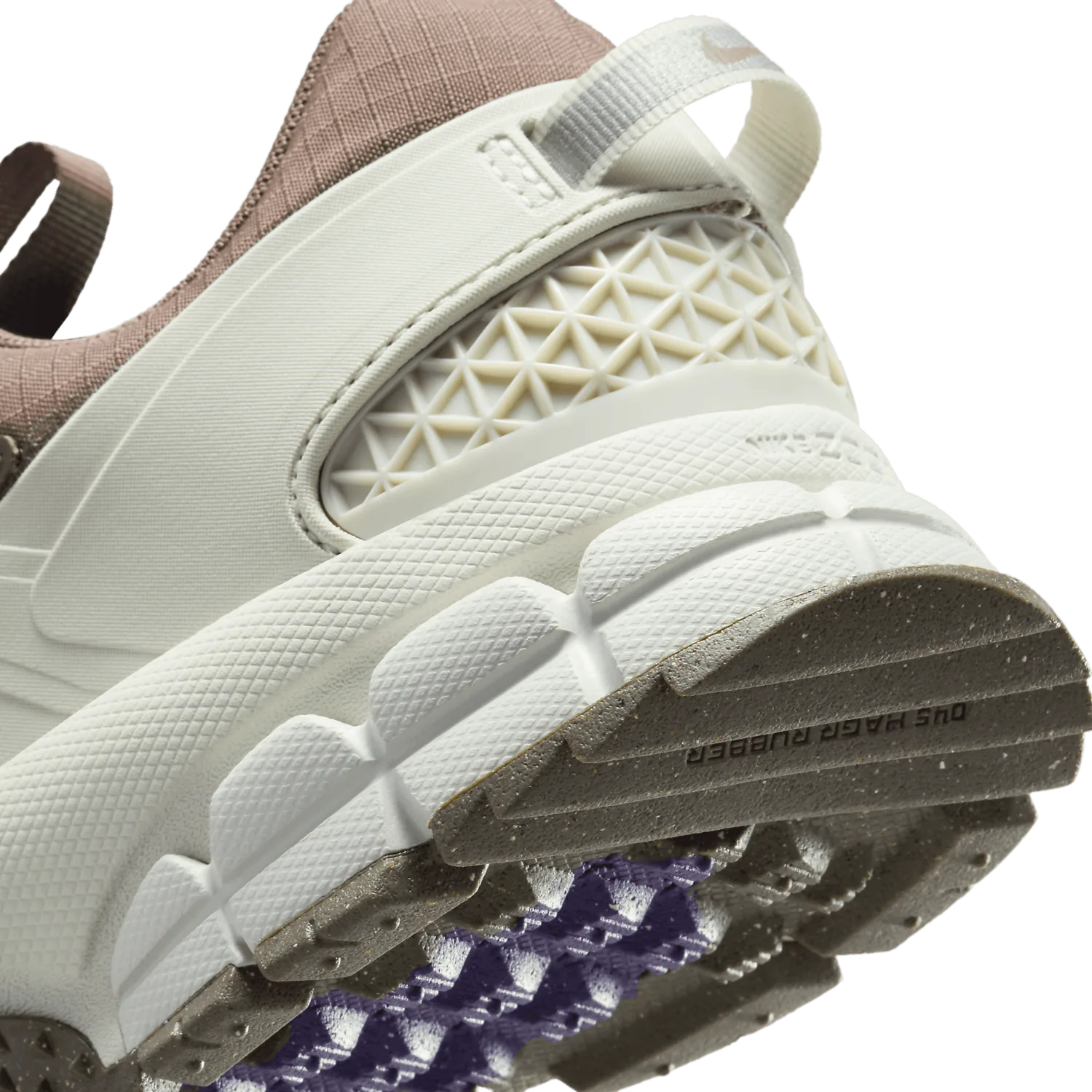 Nike Zoom Vomero 5 Roam Light Bone Mink Brown (W) image 7