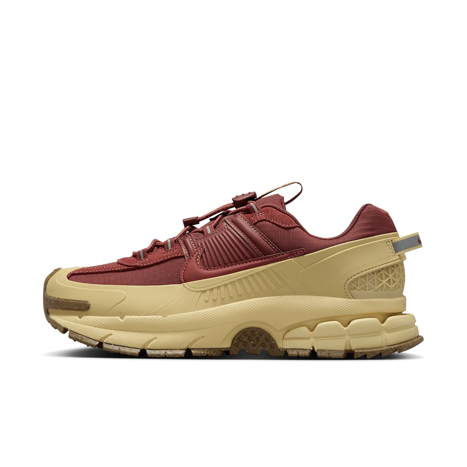 Nike Zoom Vomero 5 Roam Red Team Gold (W)