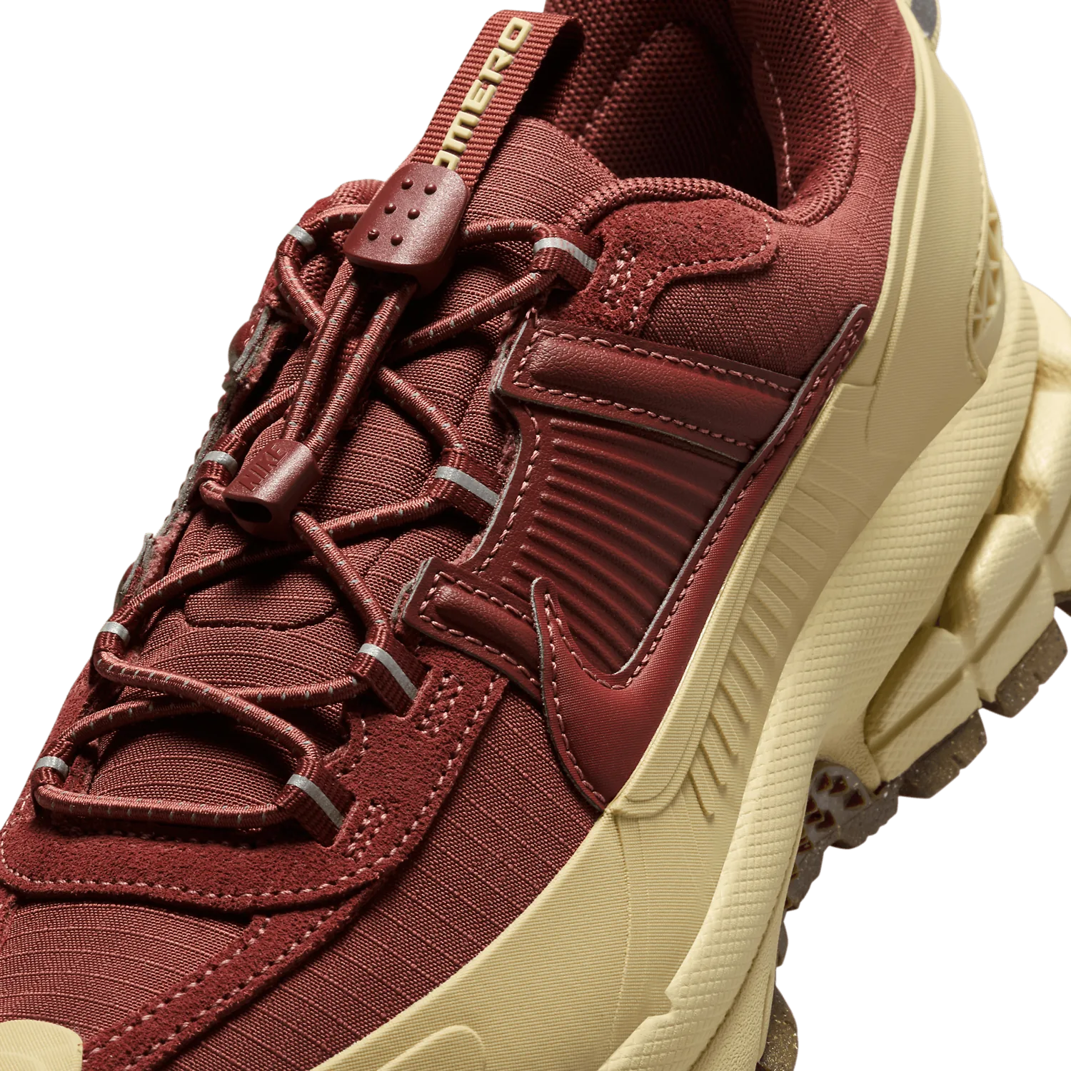 Nike Zoom Vomero 5 Roam Red Team Gold (W) image 6