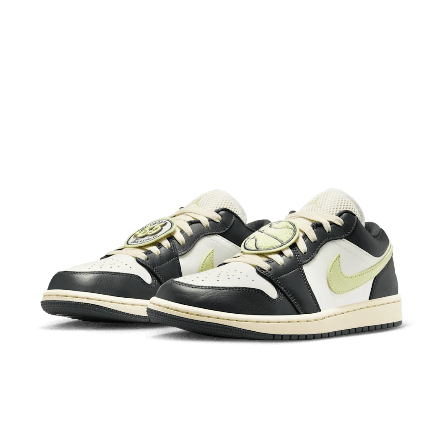 Air Jordan 1 Low SE Fall League (W) image 2