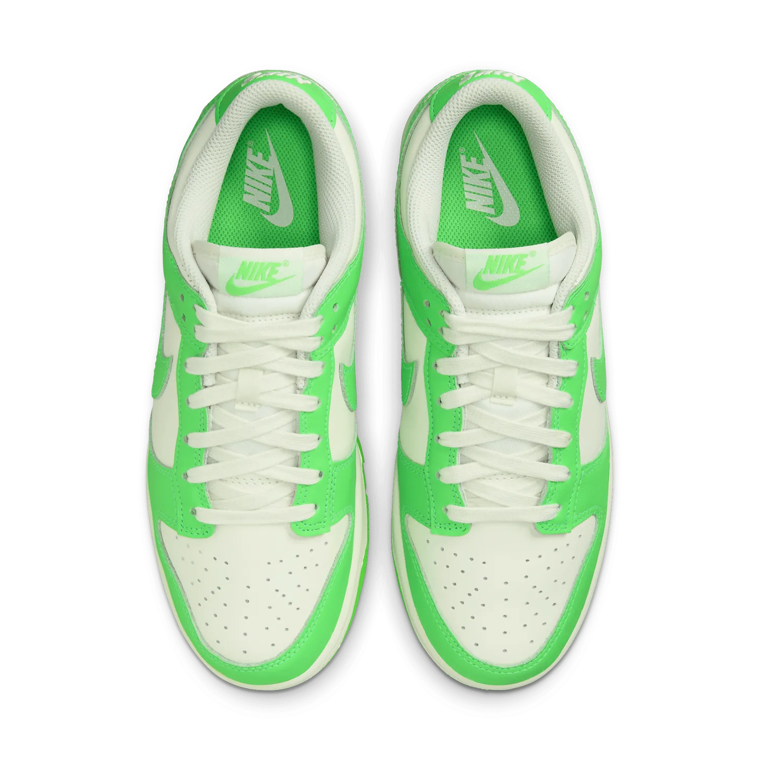 Nike Dunk Low Green Strike (W) image 4