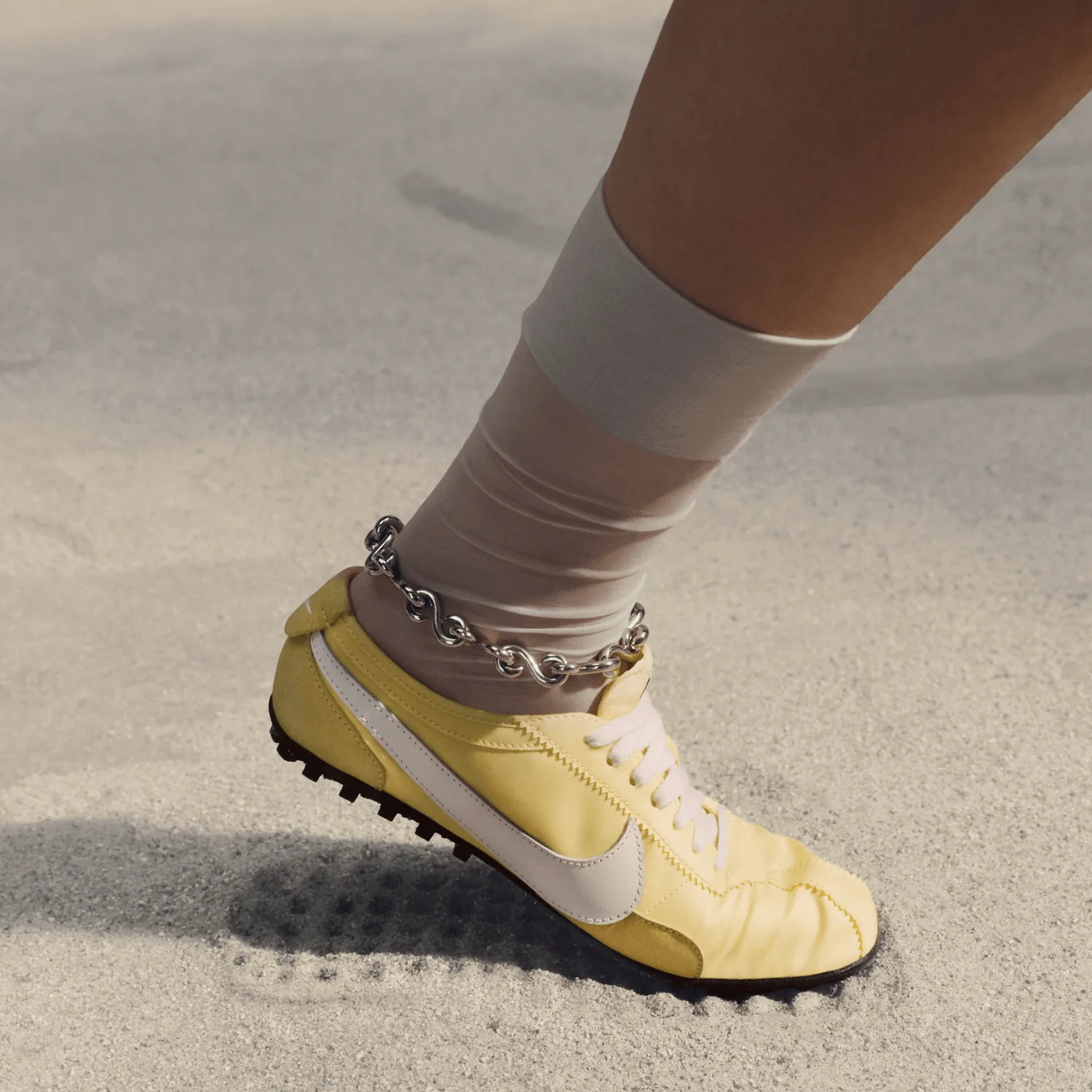 Nike Moon Shoe OG Soft Yellow (W) image 8